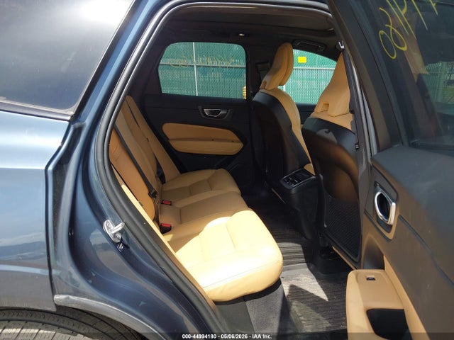2024 Volvo Xc60 B5 Ultimate Dark Theme მანქანა იყიდება აუქციონზე, vin: YV4L12RM0R1714114, აუქციონის ნომერი: 44994180