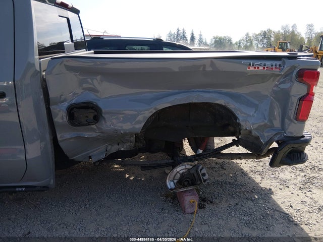 3GCUDFE84RG449679 Chevrolet Silverado 1500 4wd Standard Bed Lt Trail Boss