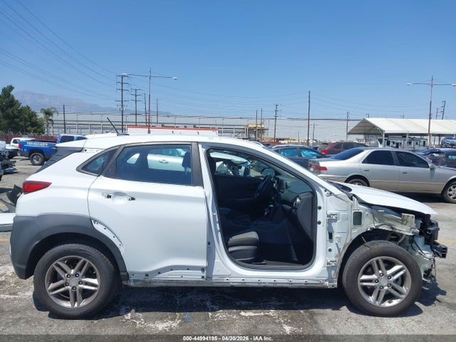 KM8K12AA1JU091021 Hyundai Kona Se