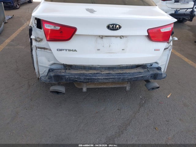 5XXGM4A70FG407586 KIA Optima Lx