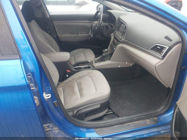 KMHD84LF2HU142089 Hyundai ELANTRA SE