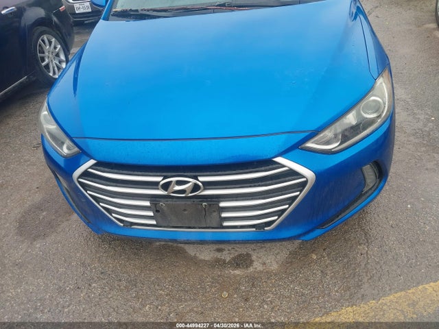 KMHD84LF2HU142089 Hyundai ELANTRA SE