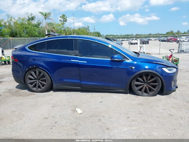 Продаж на аукціоні авто 2020 Tesla Model X Long Range Dual Motor All-wheel Drive/long Range Plus Dual Motor All-wheel Drive, vin: 5YJXCBE22LF263558, номер лоту: 44994230