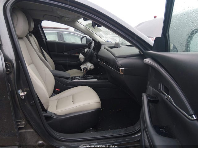 44994266 :رقم المزاد ، 3MVDMBCL6NM434997 vin ، 2022 Mazda Cx-30 Preferred مزاد بيع