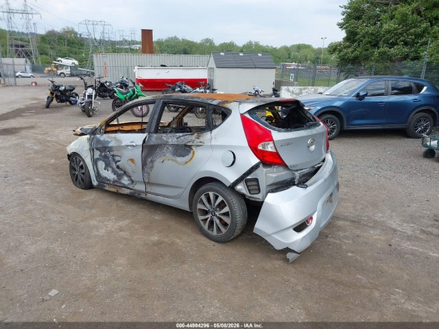 Продаж на аукціоні авто 2015 Hyundai Accent Sport, vin: KMHCU5AE5FU229117, номер лоту: 44994296