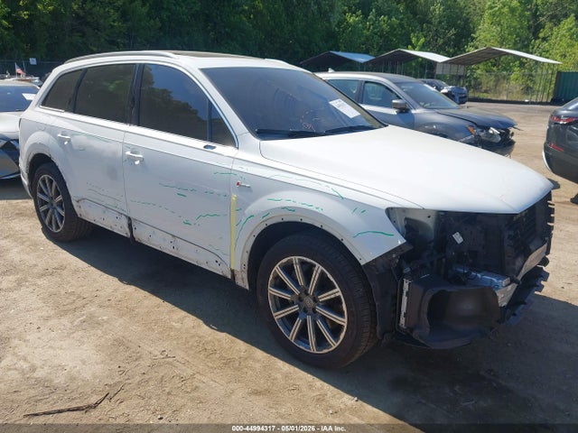 Auction sale of the 2017 Audi Q7 3.0t Premium, vin: WA1LAAF72HD010743, lot number: 44994317