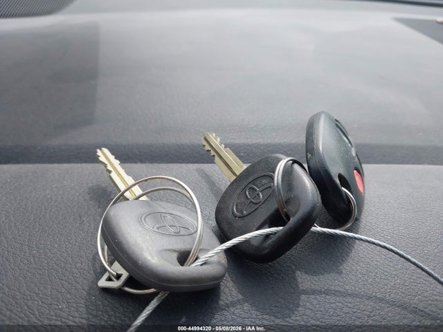 5TDKK3DC9FS581030 Toyota Sienna Le 8 Passenger