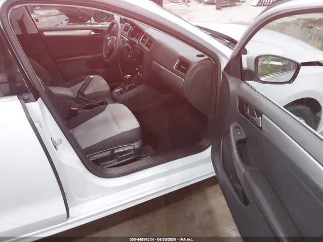 3VW2B7AJ1HM236925 Volkswagen Jetta 1.4t S