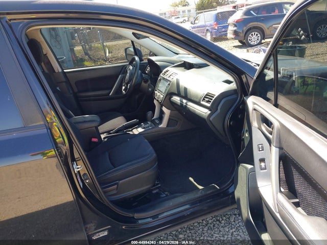 Продажа на аукционе авто 2017 Subaru Forester 2.5i Premium, vin: JF2SJAGC6HH812896, номер лота: 44994363