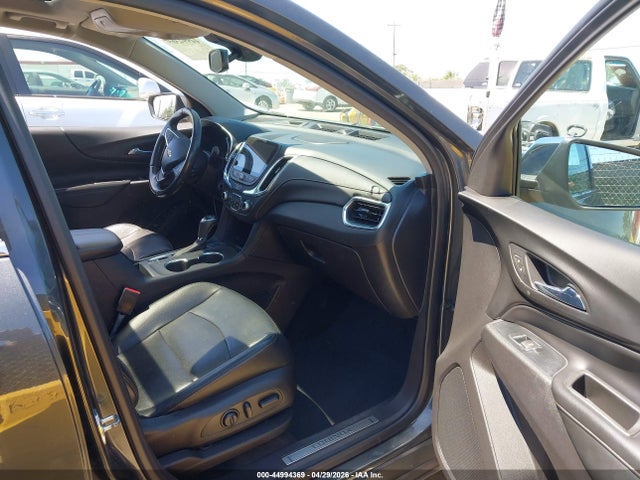 3GNAXWEXXJS612085 Chevrolet Equinox Premier