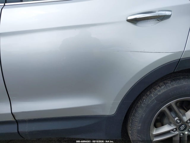Продажа на аукционе авто 2017 Hyundai Santa Fe Sport 2.4l, vin: 5XYZTDLB3HG438407, номер лота: 44994383