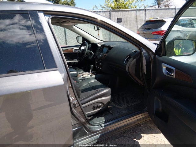 Aukcja sprzedaży 2017 Nissan Pathfinder Platinum, vin: 5N1DR2MM8HC652712, numer aukcji: 44994409