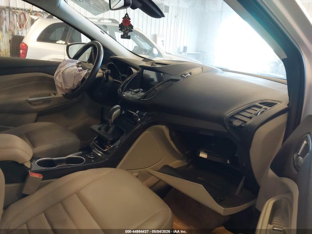 Продаж на аукціоні авто 2016 Ford Escape Titanium, vin: 1FMCU9J92GUB35529, номер лоту: 44994437