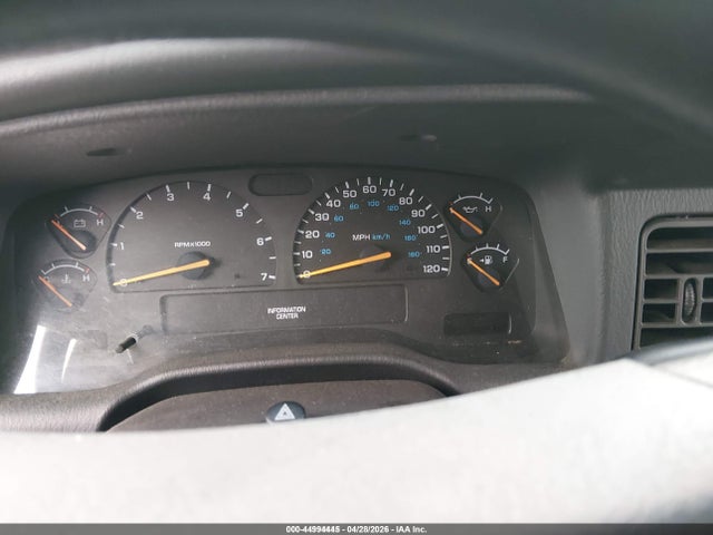 44994445 :رقم المزاد ، 1B4HS28N11F584722 vin ، 2001 Dodge Durango مزاد بيع