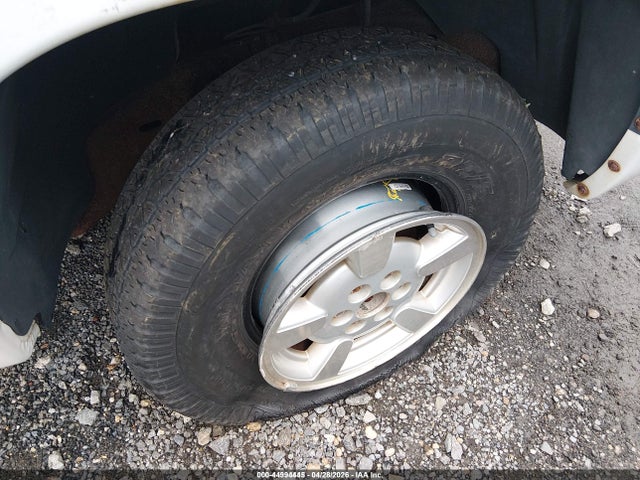 44994445 :رقم المزاد ، 1B4HS28N11F584722 vin ، 2001 Dodge Durango مزاد بيع