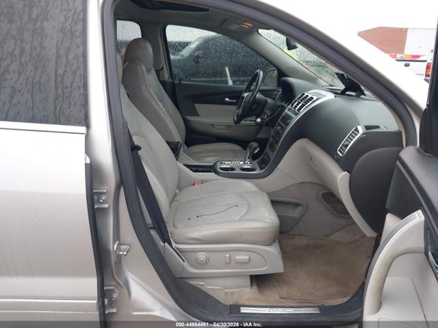 44994461 :رقم المزاد ، 1GKER33778J142362 vin ، 2008 Gmc Acadia Slt-2 مزاد بيع