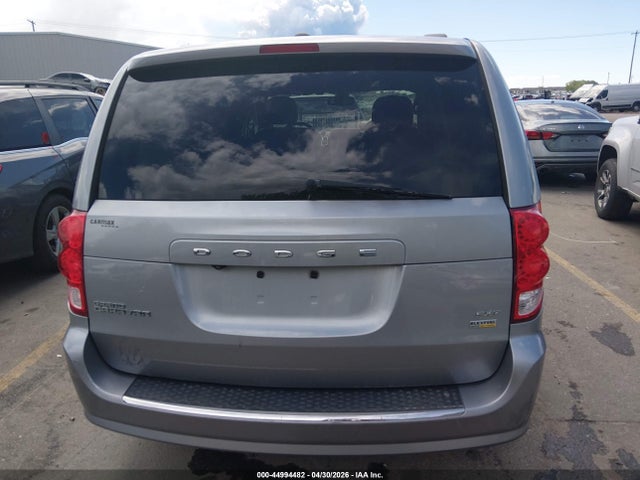 2C4RDGCG7JR298115 Dodge Grand Caravan Sxt