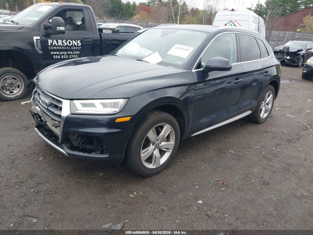 WA1BNAFY9J2162223 Audi Q5 2.0t Premium/2.0t Tech Premium