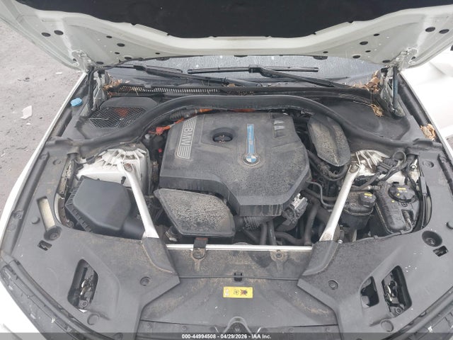 2020 Bmw 530e Xdrive Iperformance მანქანა იყიდება აუქციონზე, vin: WBAJB1C04LCE38832, აუქციონის ნომერი: 44994508