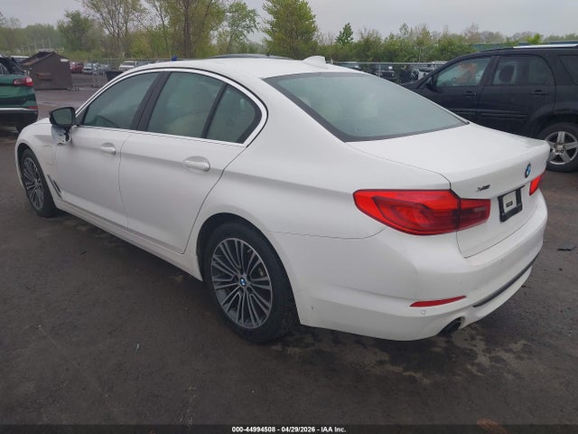 2020 Bmw 530e Xdrive Iperformance მანქანა იყიდება აუქციონზე, vin: WBAJB1C04LCE38832, აუქციონის ნომერი: 44994508