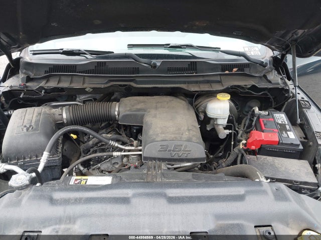 44994569 :رقم المزاد ، 3C6JR6DG9HG704362 vin ، 2017 Ram 1500 Tradesman  4x2 8' Box مزاد بيع