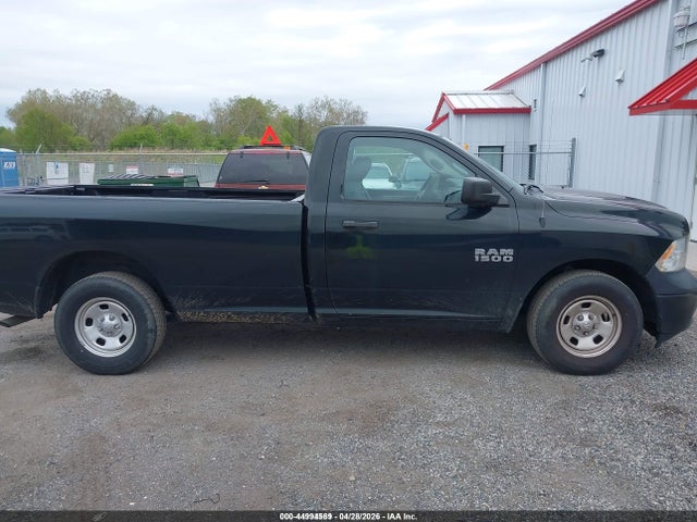 44994569 :رقم المزاد ، 3C6JR6DG9HG704362 vin ، 2017 Ram 1500 Tradesman  4x2 8' Box مزاد بيع