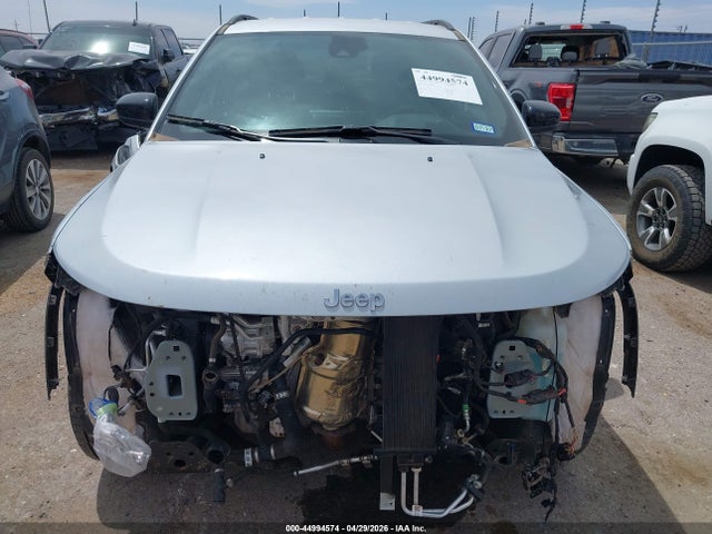 44994574 :رقم المزاد ، 3C4NJDBN2ST609213 vin ، 2025 Jeep Compass Latitude 4x4 مزاد بيع