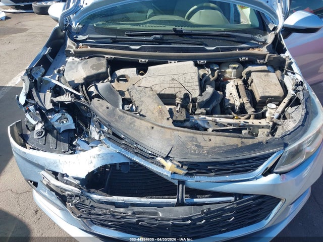 1G1BC5SM5J7211340 Chevrolet Cruze Ls Auto