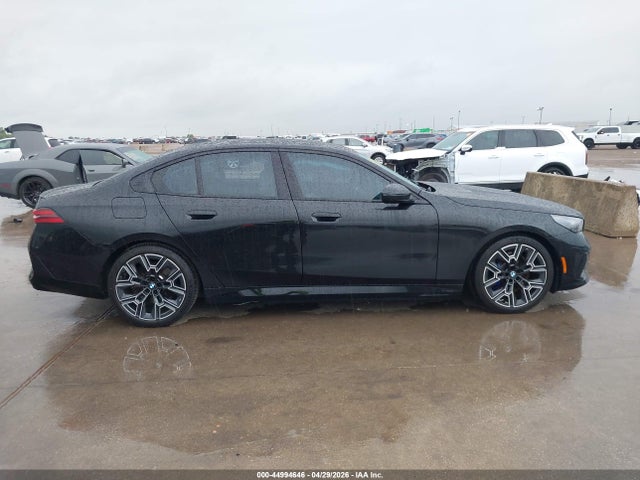 Продажа на аукционе авто 2025 Bmw I5 Edrive40, vin: WBY33FK01SCT72824, номер лота: 44994646
