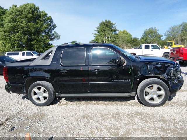 44994650 :رقم المزاد ، 3GNEC12067G225858 vin ، 2007 Chevrolet Avalanche 1500 Ltz مزاد بيع