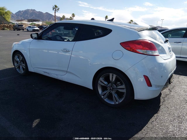 2013 Hyundai Veloster Base W/gray მანქანა იყიდება აუქციონზე, vin: KMHTC6AD4DU108141, აუქციონის ნომერი: 44994669