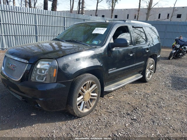 44994682 :رقم المزاد ، 1GKS2EEF1BR103427 vin ، 2011 Gmc Yukon Denali مزاد بيع