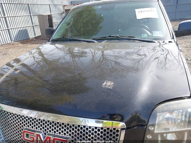 44994682 :رقم المزاد ، 1GKS2EEF1BR103427 vin ، 2011 Gmc Yukon Denali مزاد بيع