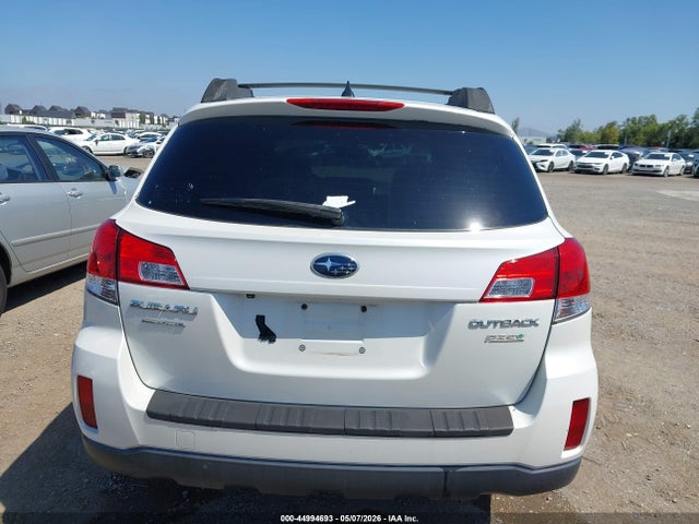 Subaru Outback 2.5i Limited 2014 4S4BRBMC2E3249285 Image 16