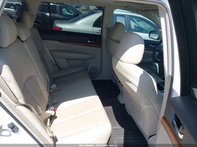 Subaru Outback 2.5i Limited 2014 4S4BRBMC2E3249285 Image 8