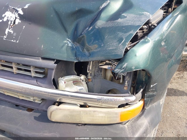 44994699 :رقم المزاد ، 1GCEK19T22Z233119 vin ، 2002 Chevrolet Silverado 1500 Ls مزاد بيع