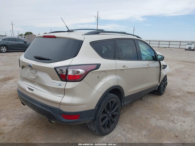 2017 Ford Escape Titanium მანქანა იყიდება აუქციონზე, vin: 1FMCU9J98HUB55527, აუქციონის ნომერი: 44994744
