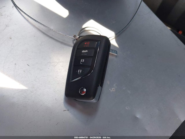 44994751 :رقم المزاد ، JTDEPRAE6LJ112736 vin ، 2020 Toyota Corolla Le مزاد بيع