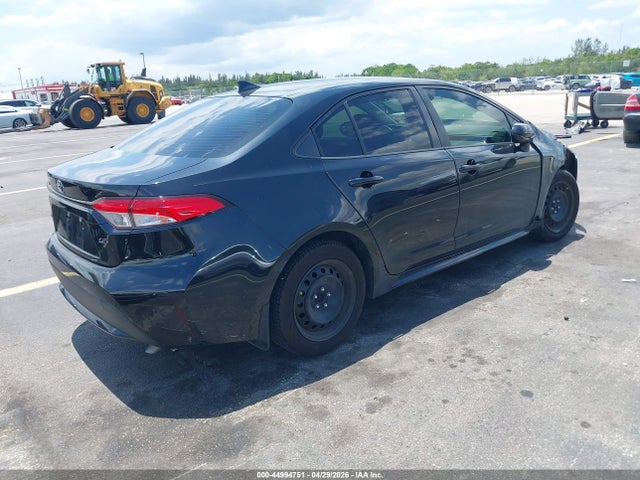 44994751 :رقم المزاد ، JTDEPRAE6LJ112736 vin ، 2020 Toyota Corolla Le مزاد بيع