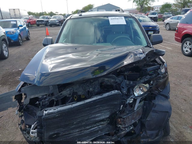 2010 Ford Escape Xlt მანქანა იყიდება აუქციონზე, vin: 1FMCU0DG3AKD25364, აუქციონის ნომერი: 44994775