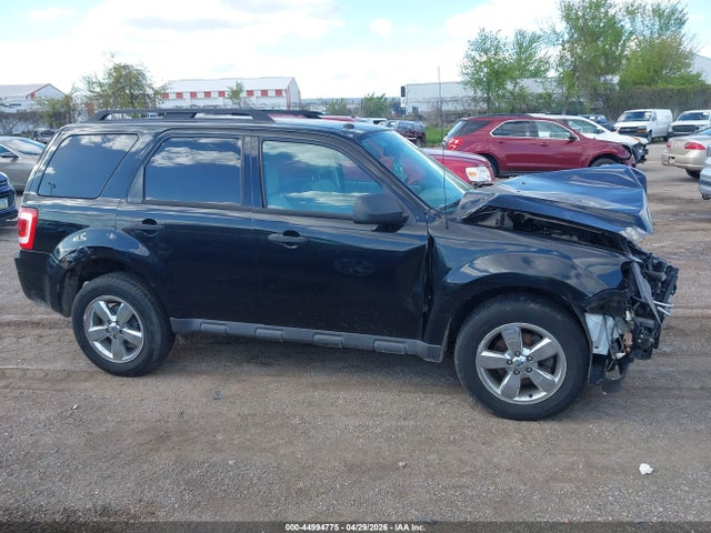 2010 Ford Escape Xlt მანქანა იყიდება აუქციონზე, vin: 1FMCU0DG3AKD25364, აუქციონის ნომერი: 44994775