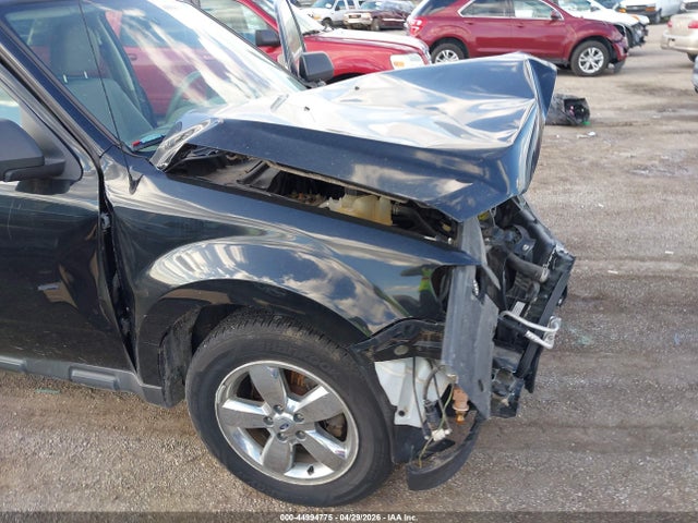2010 Ford Escape Xlt მანქანა იყიდება აუქციონზე, vin: 1FMCU0DG3AKD25364, აუქციონის ნომერი: 44994775