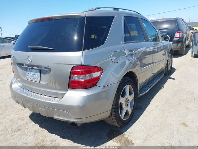 2006 Mercedes-benz Ml 500 4matic მანქანა იყიდება აუქციონზე, vin: 4JGBB75E66A057320, აუქციონის ნომერი: 44994828