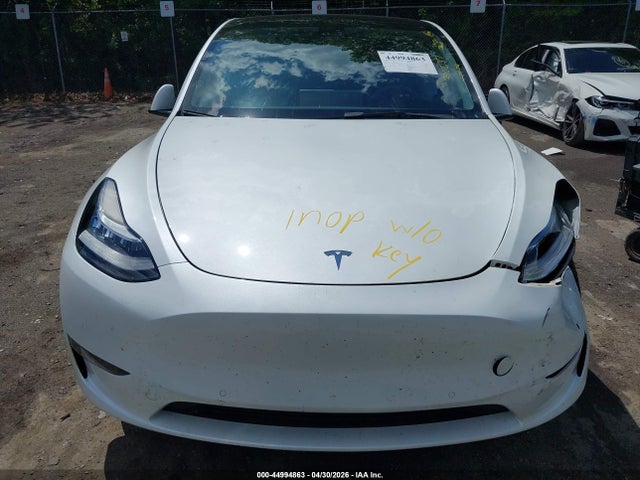 Продажа на аукционе авто 2022 Tesla Model Y Long Range Dual Motor All-wheel Drive, vin: 7SAYGDEE0NF390037, номер лота: 44994863