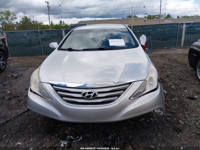 2014 Hyundai Sonata Gls მანქანა იყიდება აუქციონზე, vin: 5NPEB4AC3EH943199, აუქციონის ნომერი: 44994870