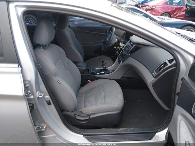 2014 Hyundai Sonata Gls მანქანა იყიდება აუქციონზე, vin: 5NPEB4AC3EH943199, აუქციონის ნომერი: 44994870
