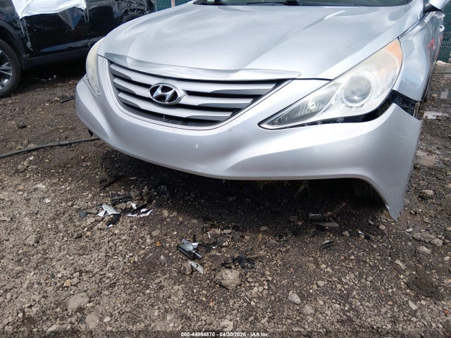 2014 Hyundai Sonata Gls მანქანა იყიდება აუქციონზე, vin: 5NPEB4AC3EH943199, აუქციონის ნომერი: 44994870