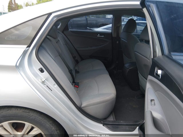 2014 Hyundai Sonata Gls მანქანა იყიდება აუქციონზე, vin: 5NPEB4AC3EH943199, აუქციონის ნომერი: 44994870