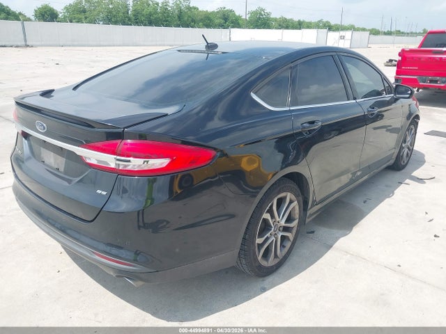 3FA6P0H7XHR194786 Ford FUSION SE