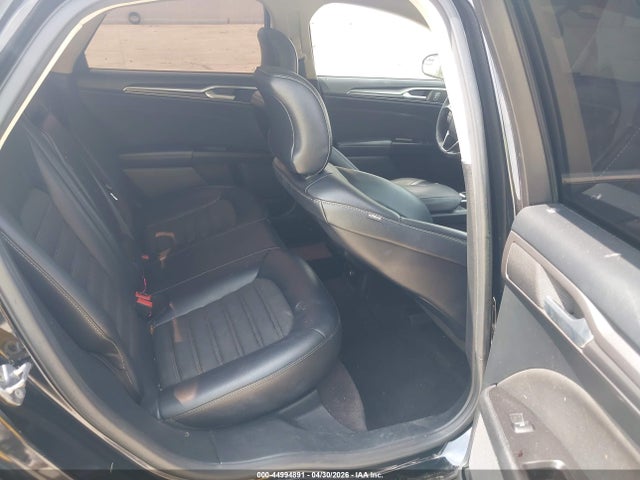 3FA6P0H7XHR194786 Ford FUSION SE